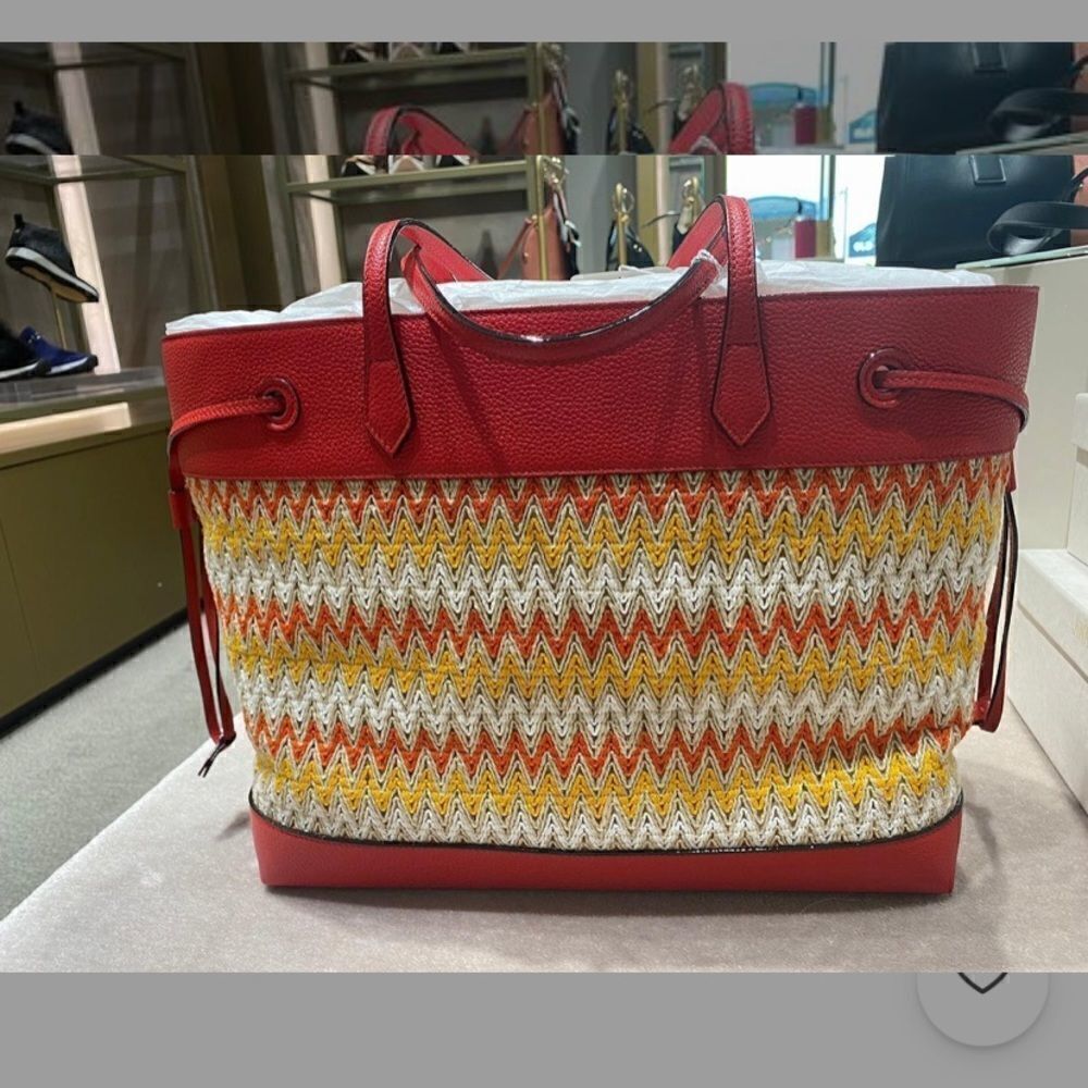 Jimmy Choo bucket bag  - Picture 2 of 13